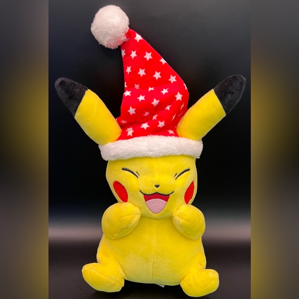 Pokémon- Pikachu,‎ Red/white star hat, 8 inch plush